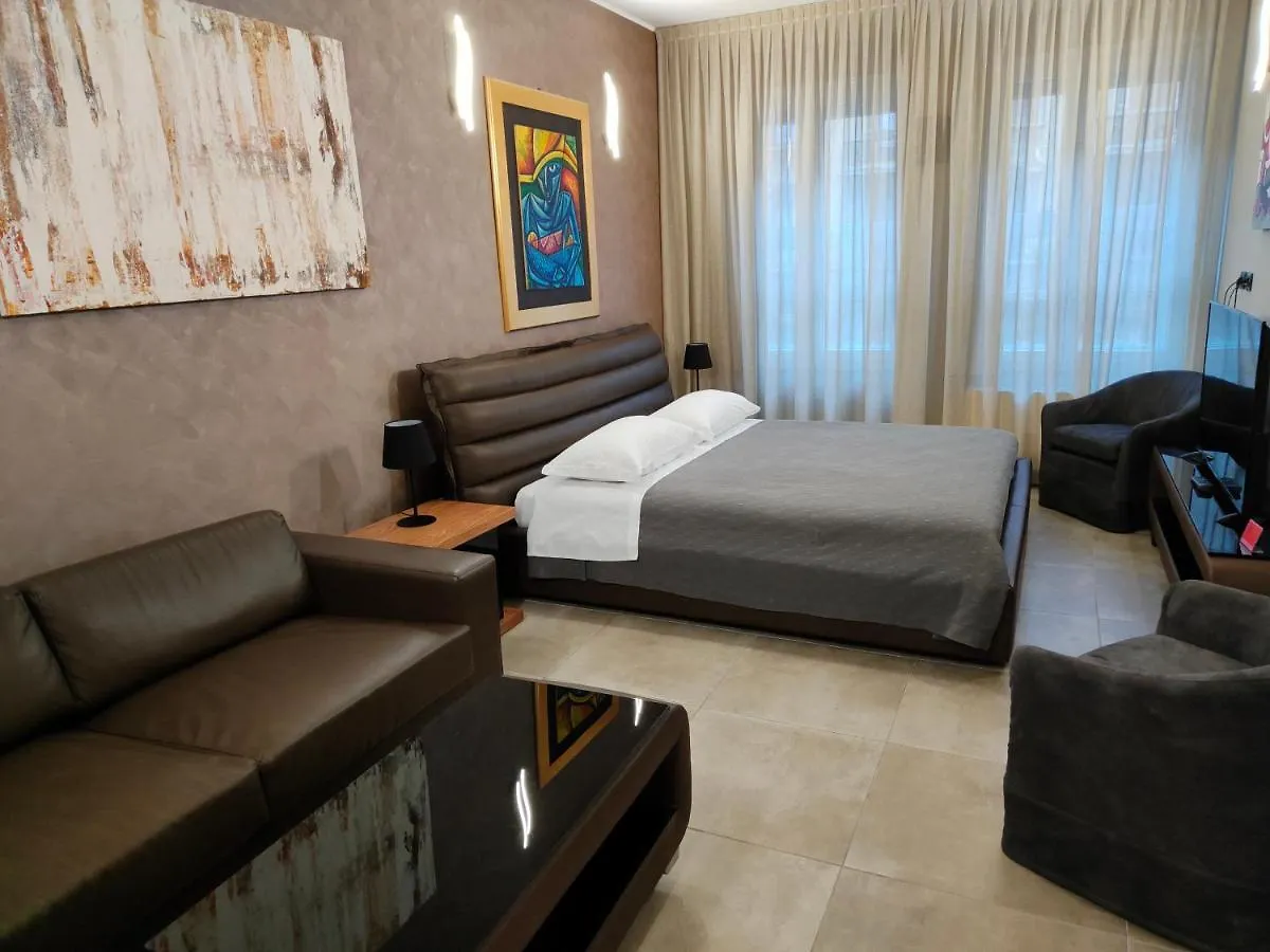 Suite Central Station Милан Италия
